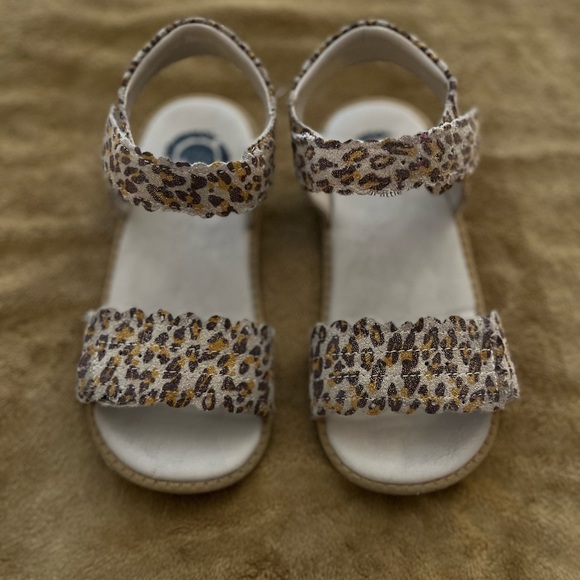 Livie and Luca Cheetah Posey Sandals - Picture 1 of 2